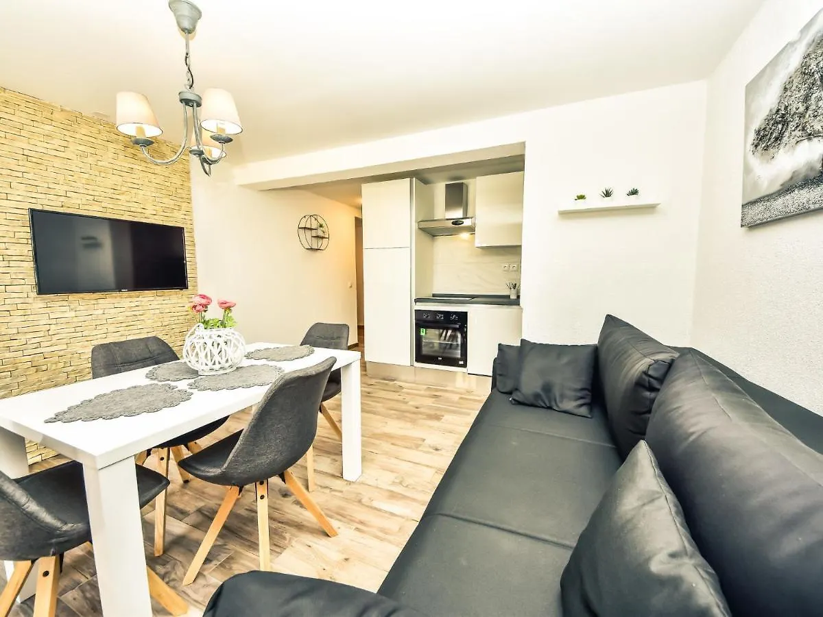 Apartment Petra-1 By Interhome Biograd Na Moru 0*,